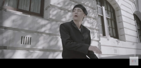 BTSテテ(v/キムテヒョン）が自身で作詞作曲したソロ曲「Winter bear」！和訳や歌詞の意味までご紹介！