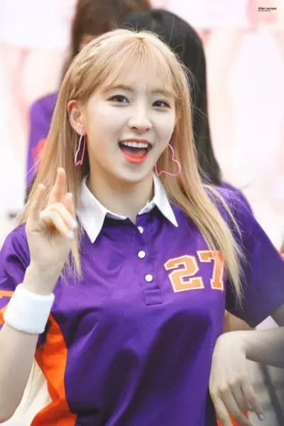 宇宙少女でセンターやメインボーカル、メインダンサーを担当しているのは誰？