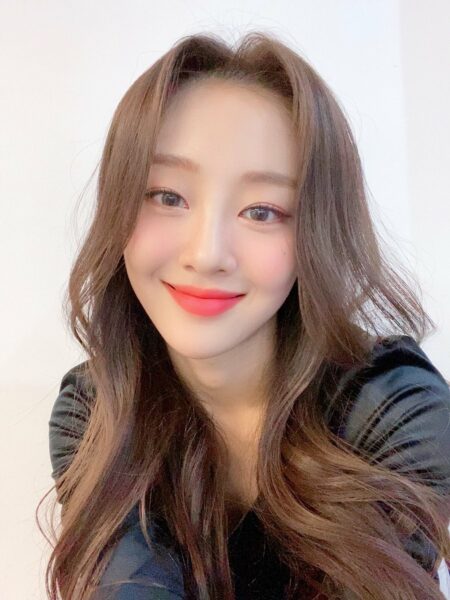 Loona(今月の少女)メンバーのプロフィール!年齢や身長・誕生日など