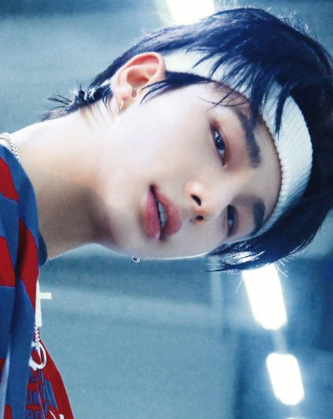 StrayKids(スキズ)ヒョンジンはダンスが上手い!どの曲のソロダンスが話題になった?