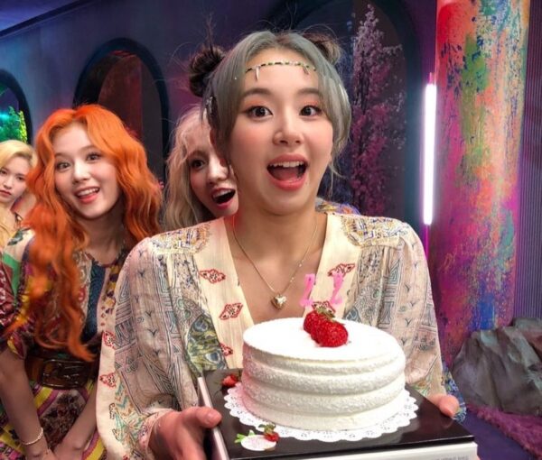 TWICE(トゥワイス)チェヨンの誕生日はいつ?本名や出身地などプロフィールまとめ!
