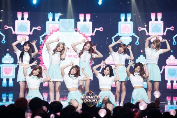 TWICE(トゥワイス)ダヒョンは痩せて垢抜けた!ウエストのくびれや腹筋が凄いって本当?