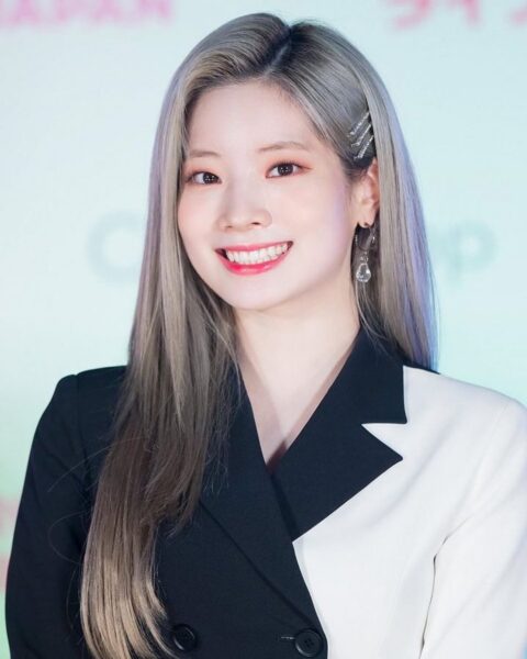 TWICE(トゥワイス)ダヒョンの人気の理由とは?なぜこんなに魅力的なの?可愛すぎる写真も紹介!