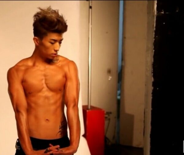 2PMウヨンの髪型！私服！筋肉美！タトゥー？お見せします！