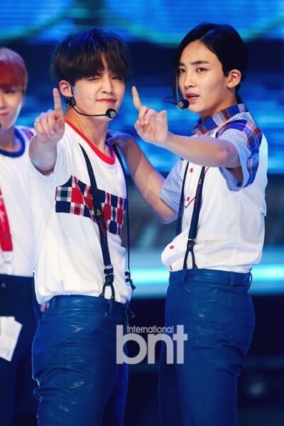 SEVENTEEN(セブチ)ジョンハンはなぜ長髪だった？いつまで？髪型の歴史を紹介！