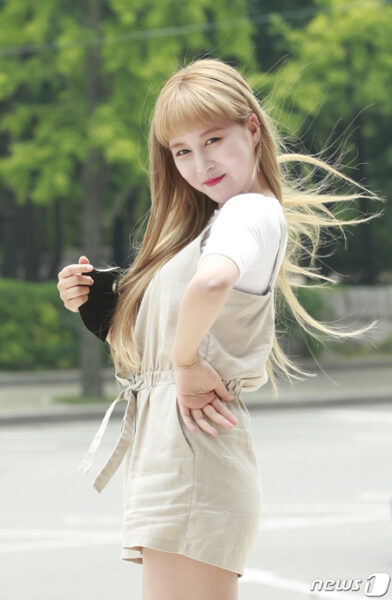 宇宙少女でセンターやメインボーカル、メインダンサーを担当しているのは誰？