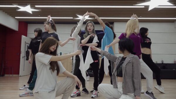 TWICE(トゥワイス)ダヒョンの私服コーデがおしゃれ!スニーカーのブランドは?