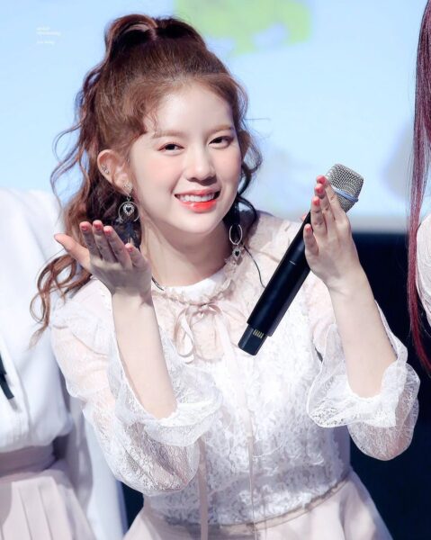 MOMOLAND(モモランド)メンバーのプロフィール！年齢や出身、誕生日など