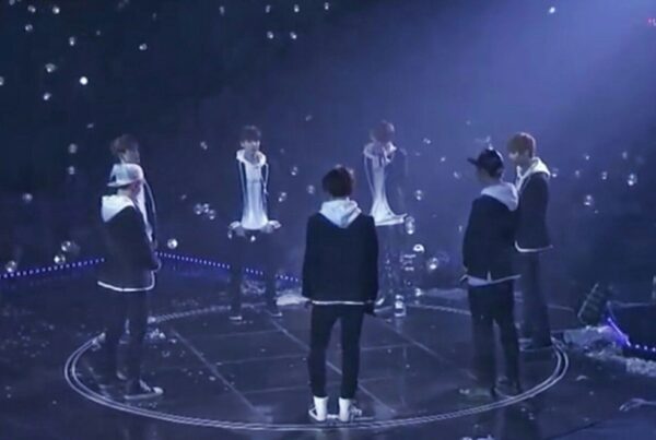 BTSが泣いたBorn Singerとは?原曲や歌詞の意味までご紹介!
