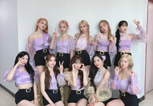 宇宙少女はメンバーが脱退して人数減った？中国人メンバーの現在