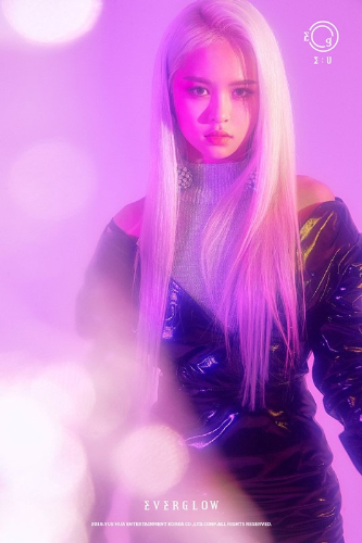 EVERGLOW(エバーグロウ)のメンバーの本名やあだ名の調査！ハングル表記もご紹介！