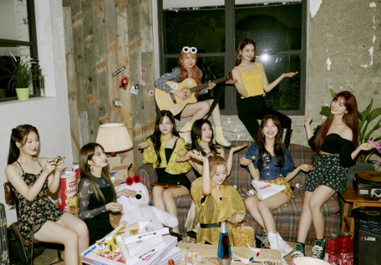 fromis_9(プロミスナイン)のデビュー曲、代表曲、人気曲、おすすめ曲をご紹介!