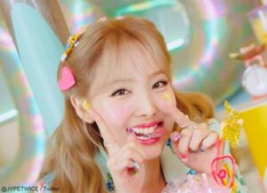 TWICE(トゥワイス)ナヨンはなぜソロデビューしたの？歌唱力や声質を調査！