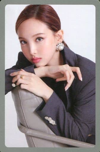 TWICE(トゥワイス)ナヨンはなぜソロデビューしたの？歌唱力や声質を調査！