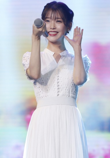 IU(アイユー）のプロフィールとは？ 身長や誕生日、血液型は？