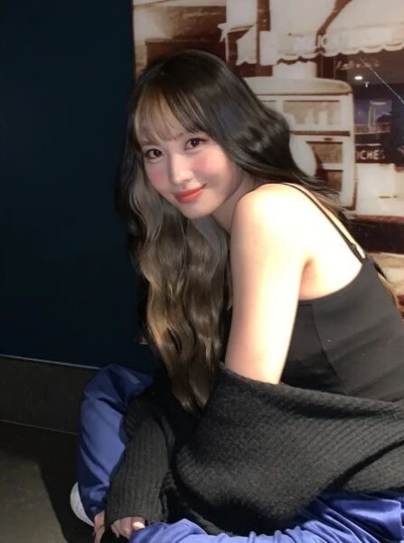 TWICE(トゥワイス)モモの本物公式インスタはこれ！ツイッターもあるの？