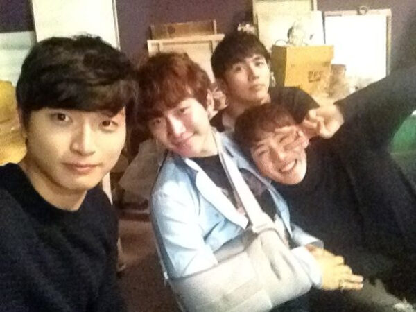 2PMジュノは右肩を怪我した?肩の傷の理由とは?