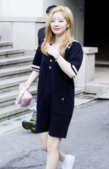 TWICE(トゥワイス)ダヒョンの私服コーデがおしゃれ!スニーカーのブランドは?