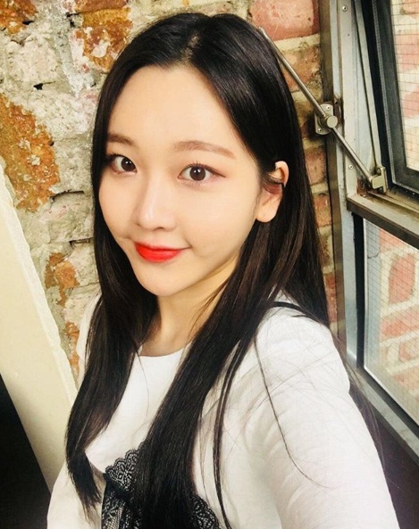 MOMOLAND(モモランド)メンバーのプロフィール！年齢や出身、誕生日など