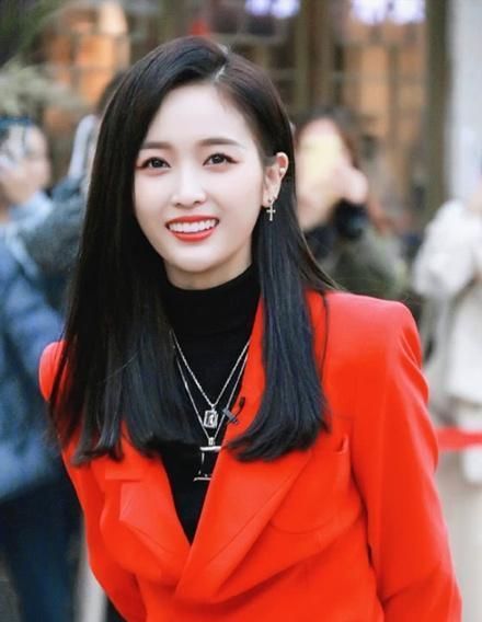 宇宙少女はメンバーが脱退して人数減った？中国人メンバーの現在