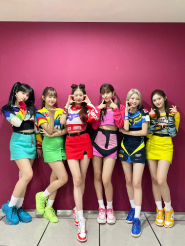 IVE(アイブ)ってどんなグループ？グループ名の意味やコンセプト、魅力などをご紹介！