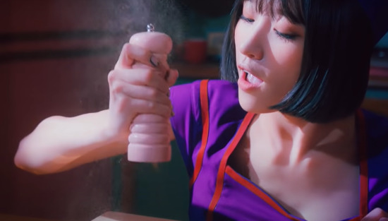 EXIDのコンセプトはセクシー!MVの性的表現が過激すぎて議論を呼んだって本当?