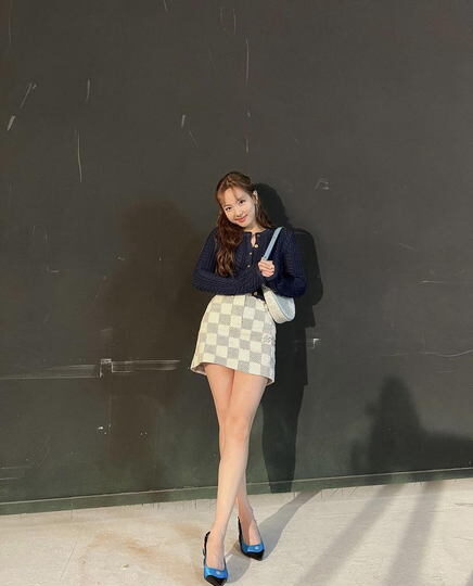 TWICE(トゥワイス)ナヨンの私服コーデ！着こなしのコツやブランドについて