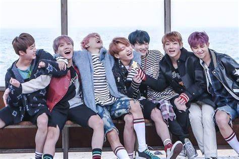 BTS新曲Yet To Comeが公開！和訳や歌詞の意味までご紹介！