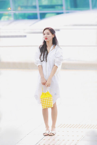 TWICE(トゥワイス)ナヨンの私服コーデ！着こなしのコツやブランドについて