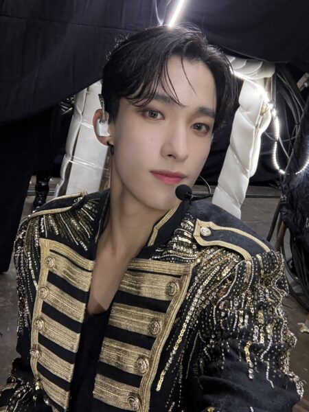 SEVENTEEN(セブチ)ドギョム耳は生まれつき難聴?補聴器を使用している?