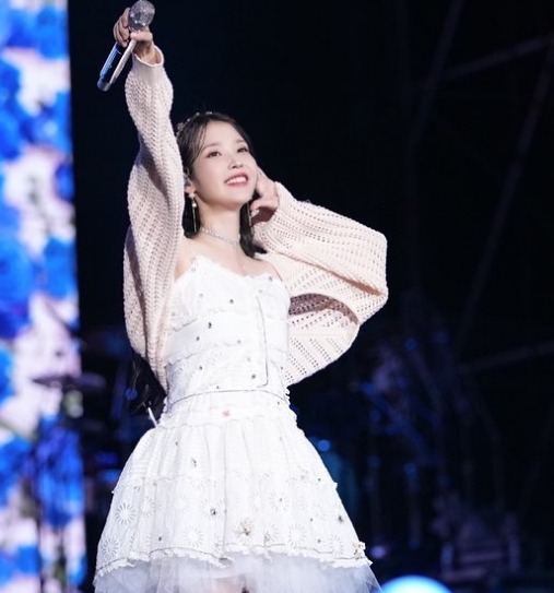  IU(アイユー 韓国)歌上手いって本当？歌唱力や生歌、三段ブースターなどご紹介！