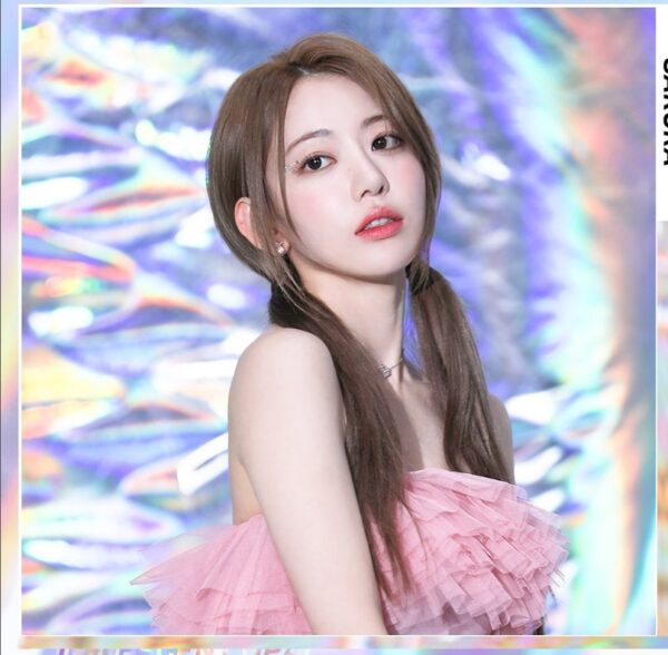 ルセラフィム(LE SSERAFIM)宮脇咲良の公式インスタやツイッターのアカウントはある?