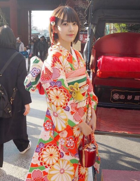 ルセラフィム(LE SSERAFIM)宮脇咲良の公式インスタやツイッターのアカウントはある?