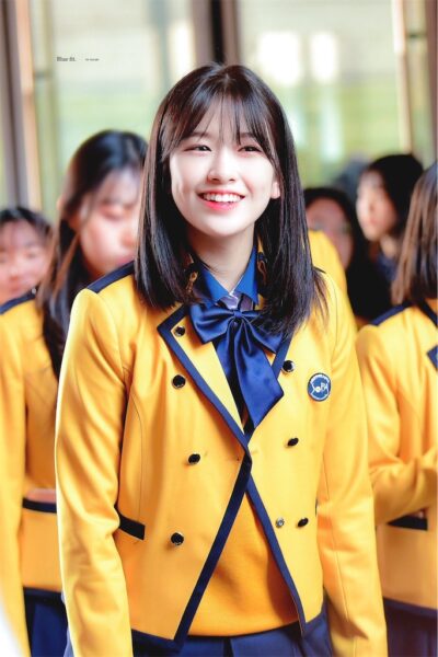 IVE(アイブ)ユジンのプロフィール！出身や年齢、誕生日など