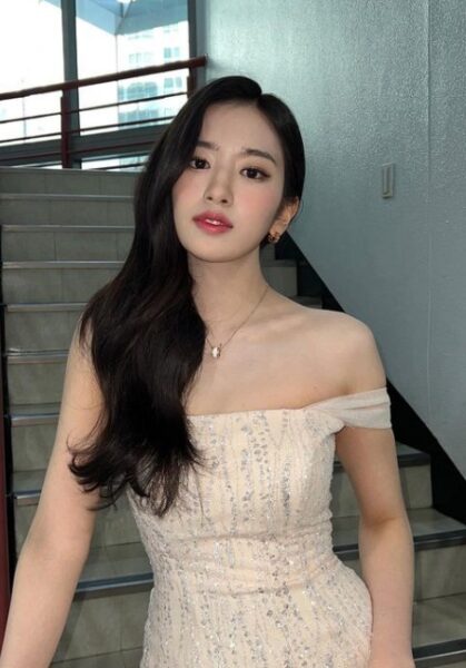 IVE(アイブ)ユジン！美人で可愛い！魅力がたくさん♪人気の理由とは？