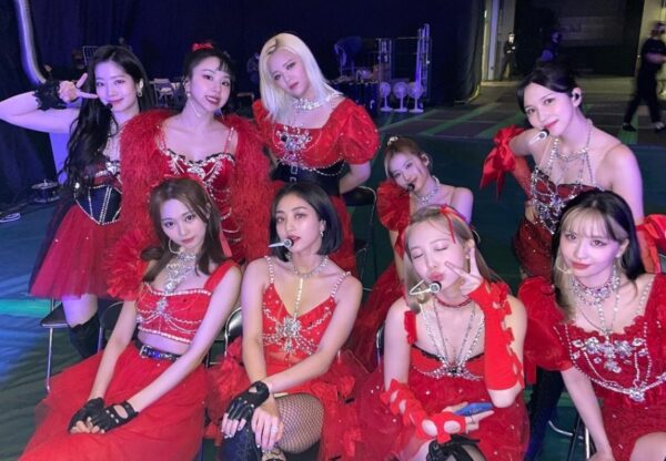 TWICE(トゥワイス)ジヒョのプロフィール！誕生日や出身地は？血液型なども調査