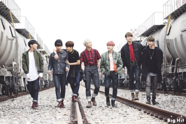 BTSのＩNEED Uの作詞作曲は誰？歌詞の意味までご紹介！