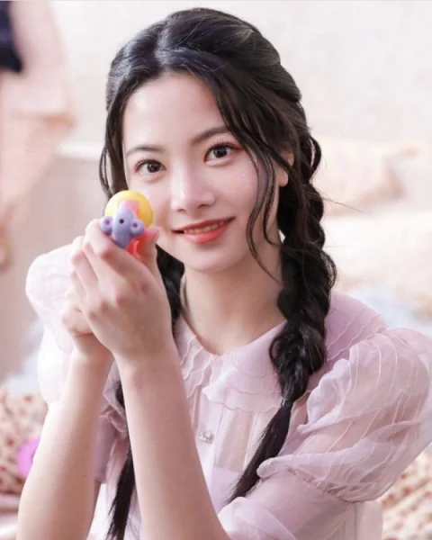 ルセラフィム(LE SSERAFIM)の恋愛事情！熱愛彼氏や恋人はいるの？