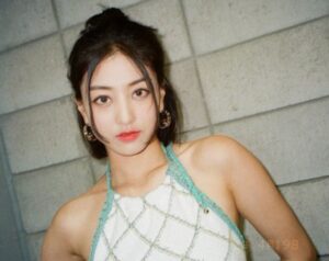 TWICE(トゥワイス)ジヒョの可愛い写真が見たい!インスタ本物公式アカはある?