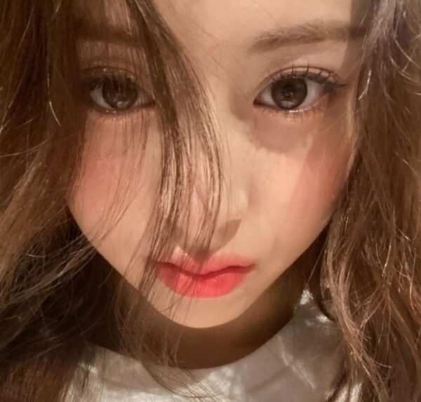 ルセラフィム(LE SSERAFIM)ホユンジンの公式インスタやツイッターのアカウントはあるの？