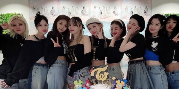 TWICE(トゥワイス)ミナは美人すぎて高値の花？可愛い画像も大公開！