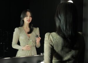 TWICE(トゥワイス)ミナは美人すぎて高値の花?可愛い画像も大公開!