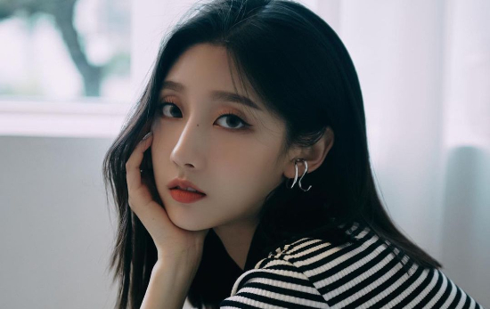 LOVELYZ(ラブリーズ)のメンバー人気順プロフィール!年齢や誕生日なども紹介