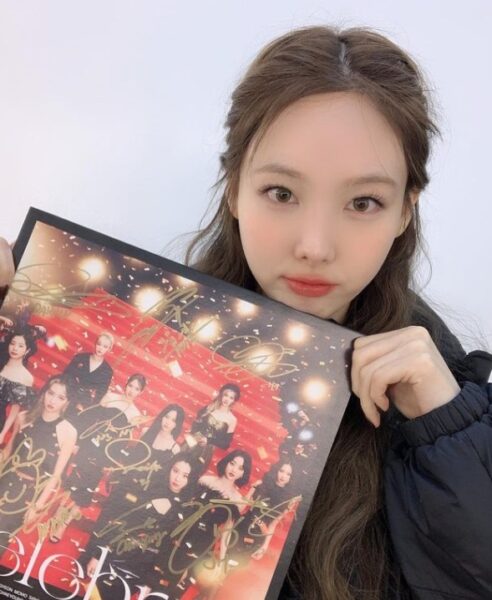 TWICE(トゥワイス)ナヨンのプロフィール！本名や年齢は？身長なども徹底調査