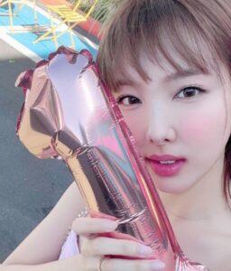 TWICE(トゥワイス)ナヨンのプロフィール！本名や年齢は？身長なども徹底調査