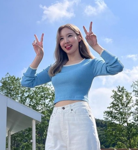 TWICE(トゥワイス)ナヨンのプロフィール！本名や年齢は？身長なども徹底調査