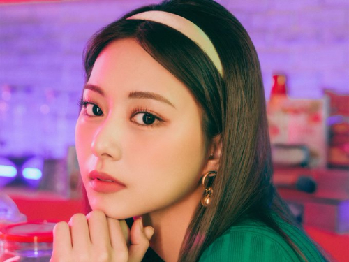 TWICE(トゥワイス)ツウィのプロフィール!身長体重、誕生日、血液型などご紹介