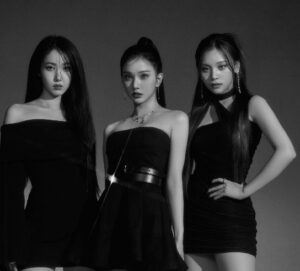 VIVIZ(ビビジ)元グループはgirlfriend?解散し再デビューしたって本当?