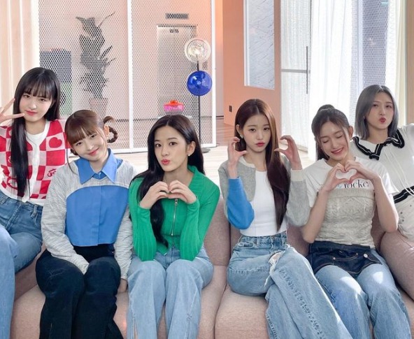 IVE(アイブ)ファンクラブの入り方を教えて!値段や入会特典なども徹底調査