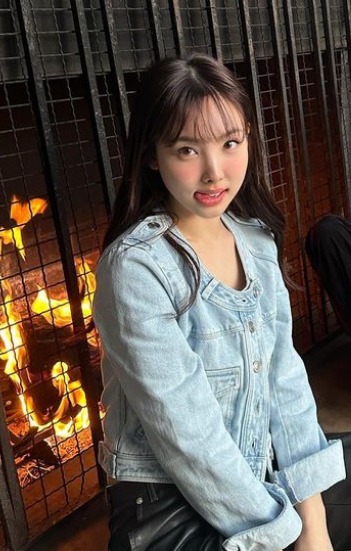 ｖTWICE(トゥワイス)ナヨンはどんな人？人見知りで面白い魅力的な性格を調査ｖ